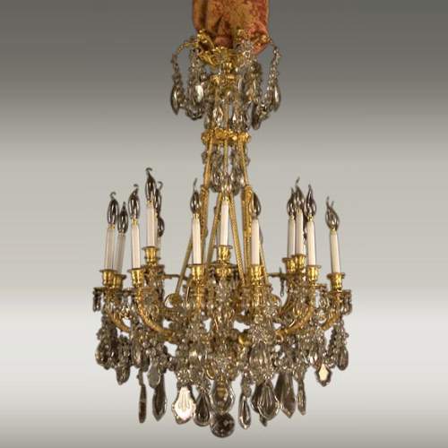 Large bronze and cristal chandelier with tassels