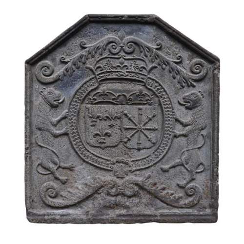 Beautiful antique 18th century fireback with France and Navarre coat of arms