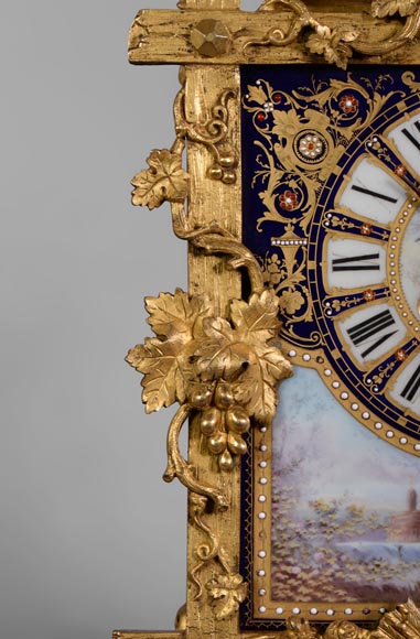 A Napoleon III style clock made out of porcelain and gilded bronze representing Bacchus, god of wine-6