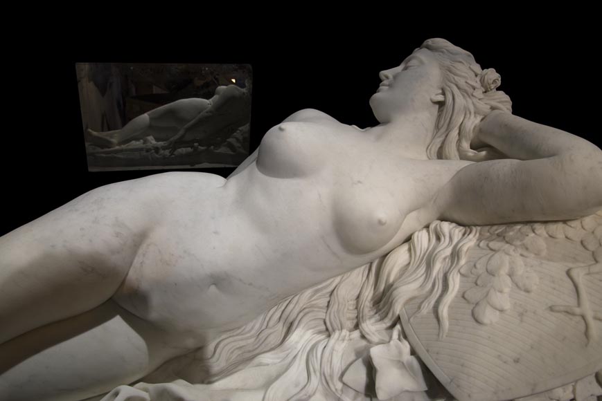 Splendid Statuary Carrara marble statue representing « Armida's dream » by Amand-Désiré-Honoré Barré, World's Fair of 1878 Splendid Statuary Carrara marble statue representing « Armida's dream » by Amand-Désiré-Honoré Barré, World's Fair of 1878-4