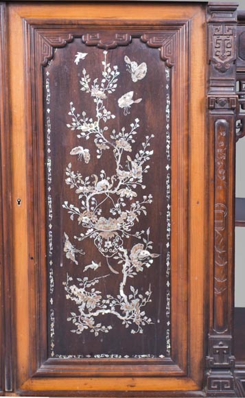 Japanese style low cabinet decorated with birds and mother-of-pearl butterflies-5