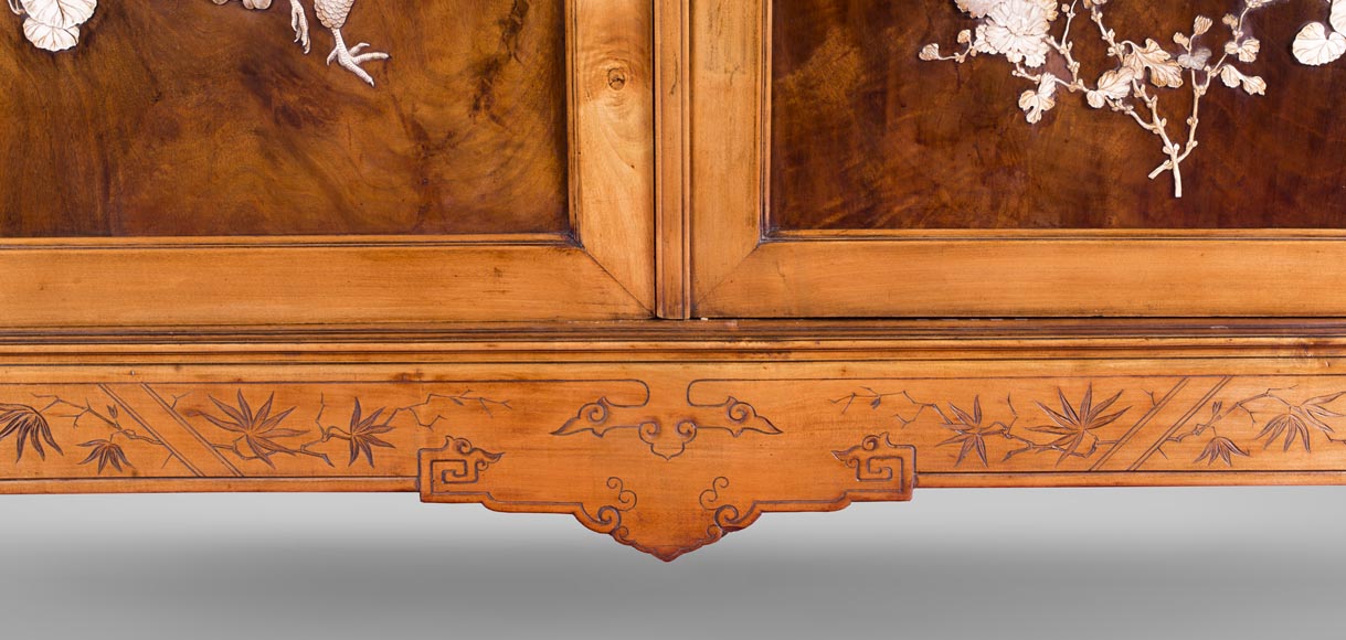 Gabriel VIARDOT (1830-1906) (attributed to) - A major Japanese wardrobe with large marquetry panels-1