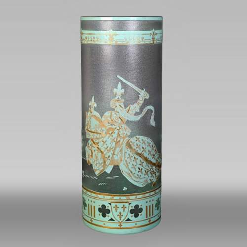 Baccarat Crystal (after), large cylindrical vase in green and white double-layered glass decorated with fleur-de-lis horsemen