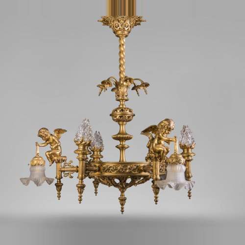 Beautiful antique Napoleon III style chandelier, with Putti carrying tulips