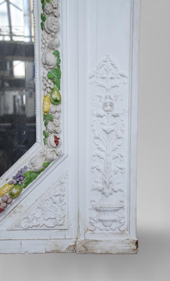 Napoleon III style overmantel pierglass with carved decoration of a garland of fruits-6