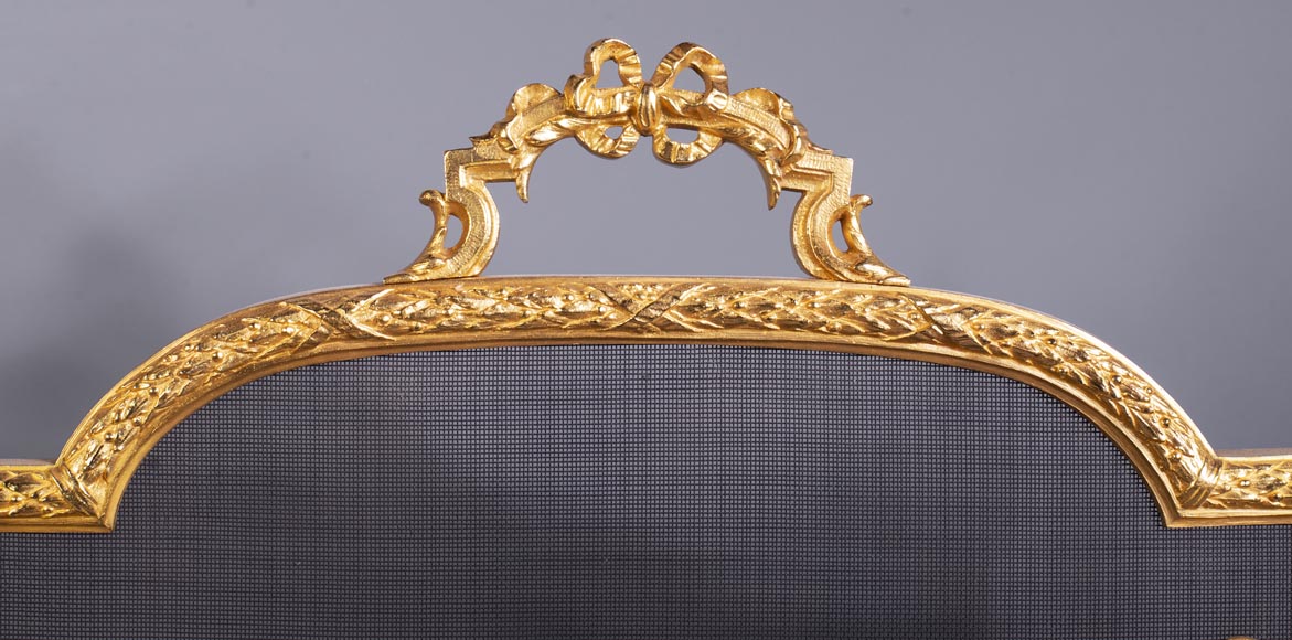 Fire screen in gilt bronze with Satyr mask-1