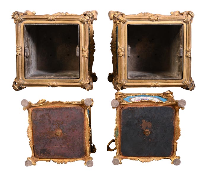 Alfred-Emmanuel-Louis Beurdeley (attributed to) Pair of small porcelain jardinières with gilt-bronze mounts-8