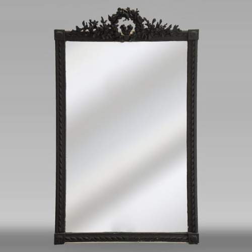 Louis XVI style trumeau carved with a beautiful crown of flowers