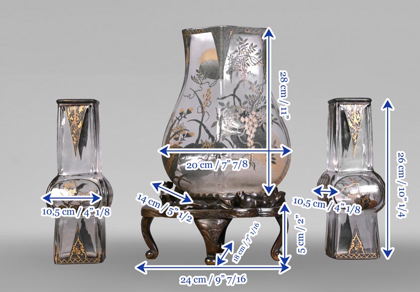 The Escalier de Cristal, a baluster vase on a bronze stand and a pair of bamboo vases in Japonesque crystal-26