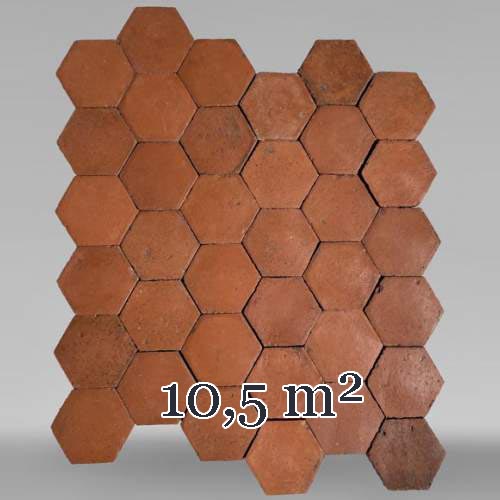 Lot of around 10.5 m² of antique hexagonal terracotta tiles, 19th century