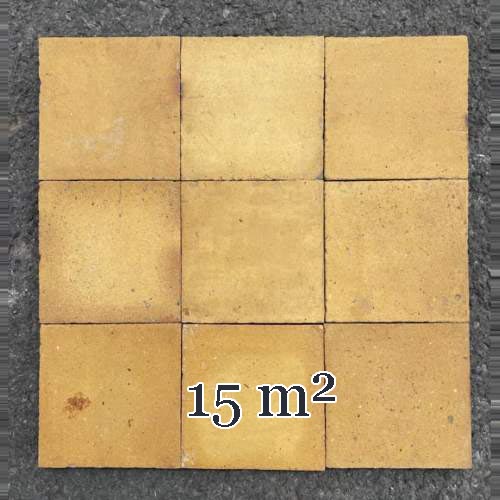 Set of around 15 m² of terracotta floor tiles in square shape