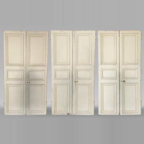 Serie of three double doors in painted wood
