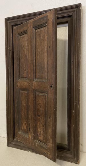 Small oak cupboard door with frame-2