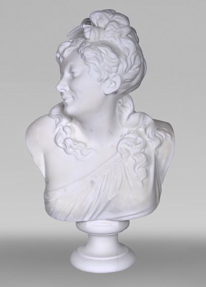 Joseph FRUGONI, Bust of a woman or Aphrodite-0