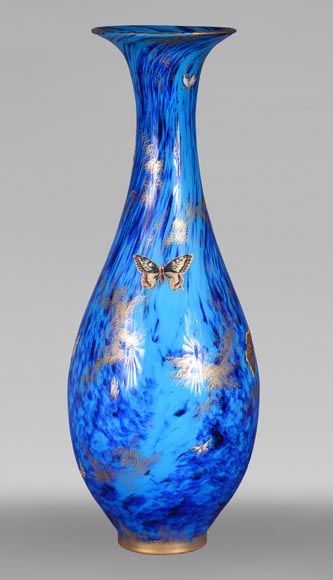 Clichy Glassworks (attributed to) – Large blue mottled glass vase-0