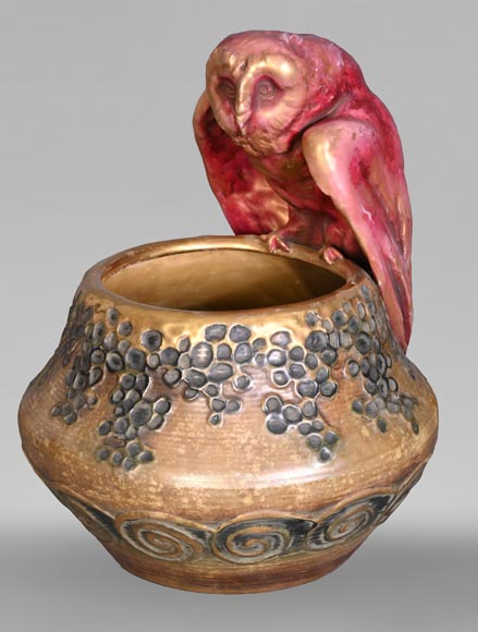 Eduard Stellmacher (attributed to) for Amphora, Earthenware owl vase, late 1890s-0