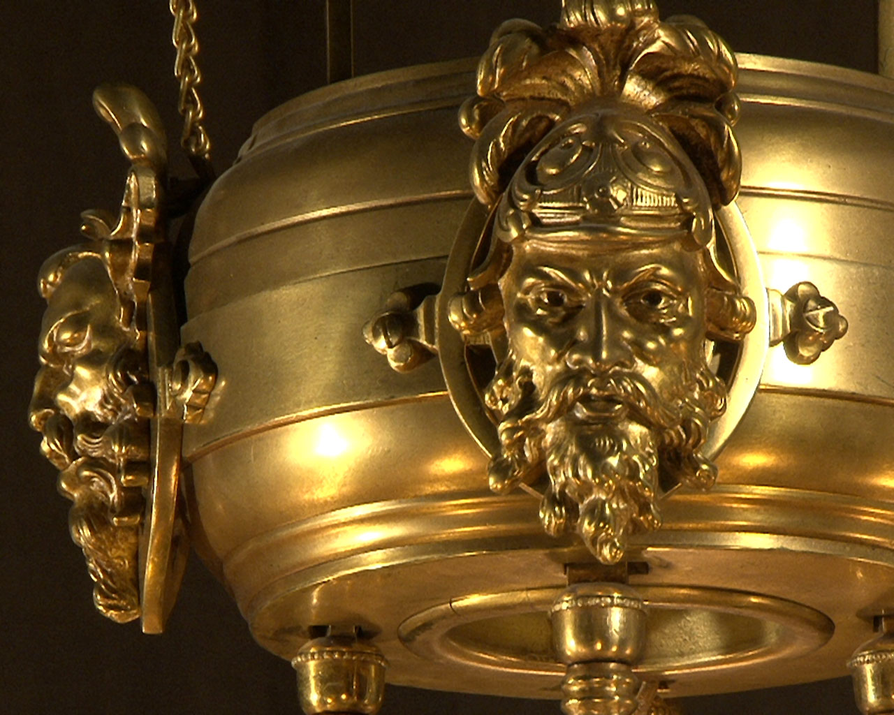 Bronze gilded suspension with glass gemstones. Napoleon III period.-4