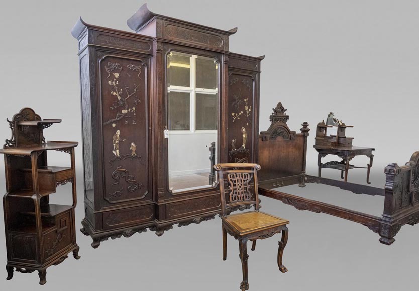 Gabriel VIARDOT (1830-1909), Japanese-style bedroom furniture set-0