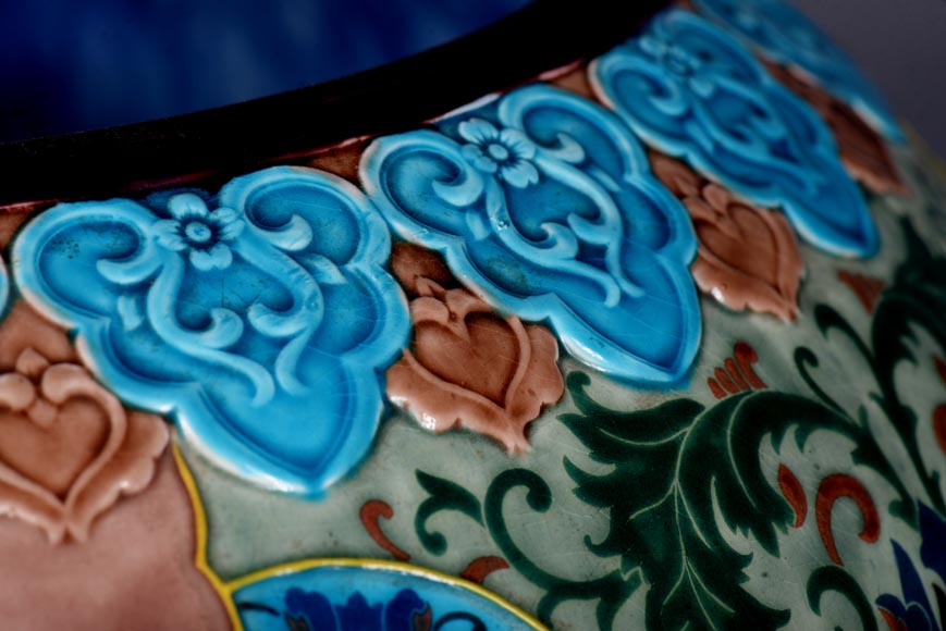 JULES VIEILLARD & COMPAGNIE, large Japanese-style cachepot in Bordeaux earthenware with polychrome enamel decoration-2