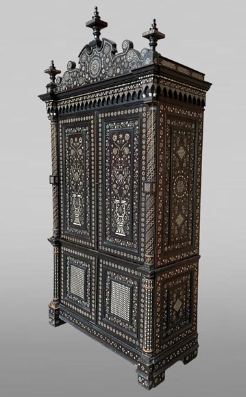 Rosewood cabinet with bone and light-wood marquetry-1