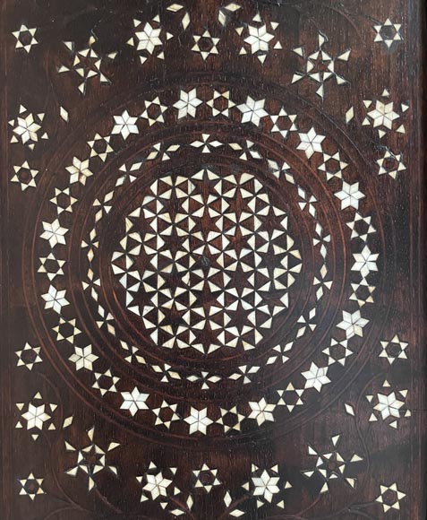 Rosewood cabinet with bone and light-wood marquetry-5