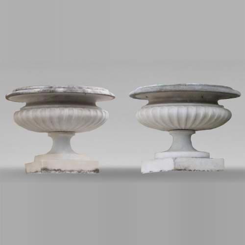 Pair of classic style marble basins