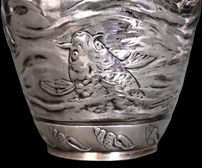 Ernest CARRIÈRE for CHRISTOFLE – Japonist Ovoid Vase “Seaweed and Fish” in Silvered Metal-5
