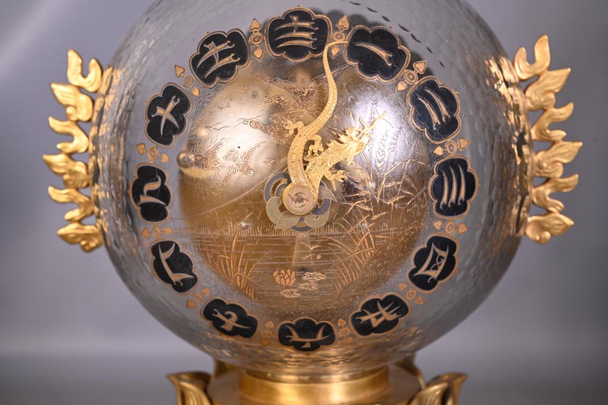 L’Escalier de CRISTAL, Japanese-style spherical clock in engraved crystal and polychrome enamels-6