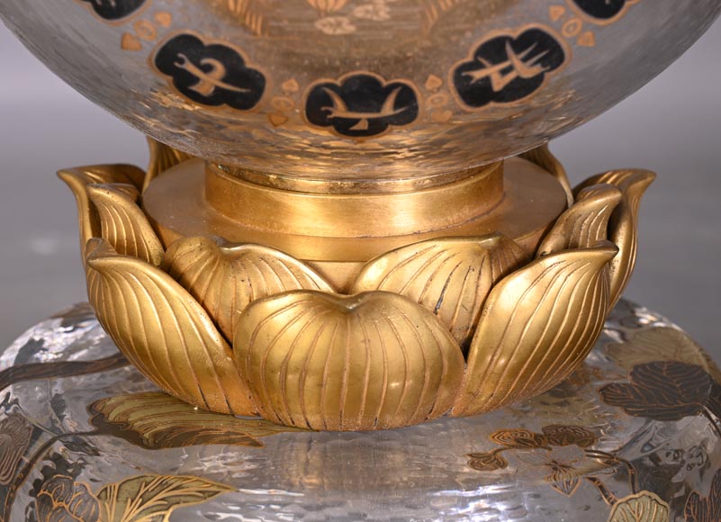 L’Escalier de CRISTAL, Japanese-style spherical clock in engraved crystal and polychrome enamels-8
