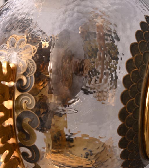 L’Escalier de CRISTAL, Japanese-style spherical clock in engraved crystal and polychrome enamels-12