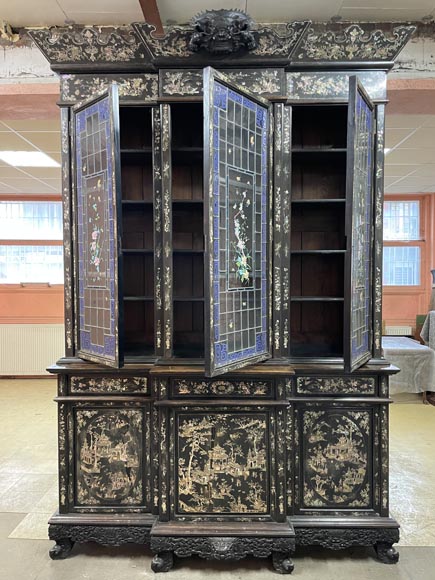 Edmond Chauffrey, Indo-Chinese cabinet with mother-of-pearl marquetry and relief enamelled stained glass-9