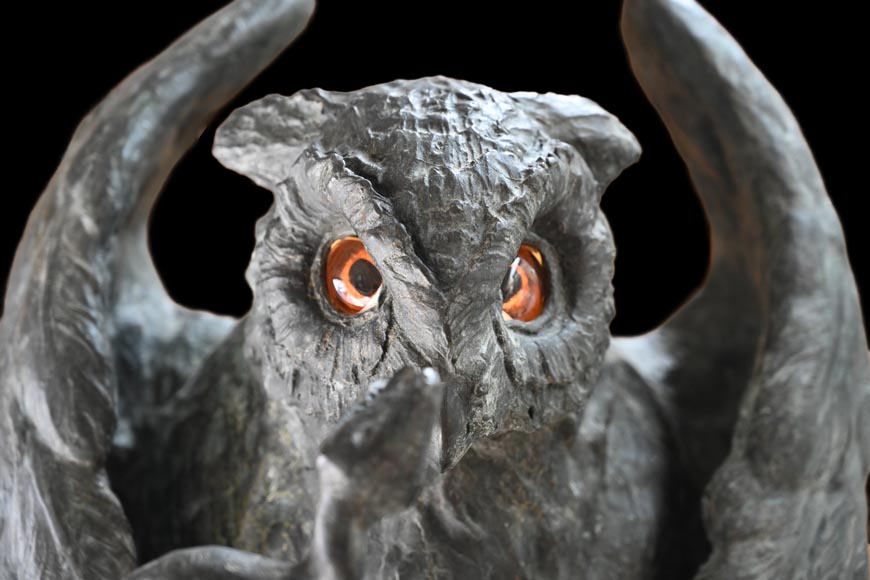 Anonymous, Bronze statue of a Eurasian eagle-owl clutching a snake, late 19th-early 20th century-3