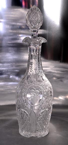 Pair of Engraved Crystal Wine Decanters, Cristallerie de Saint-Louis-2