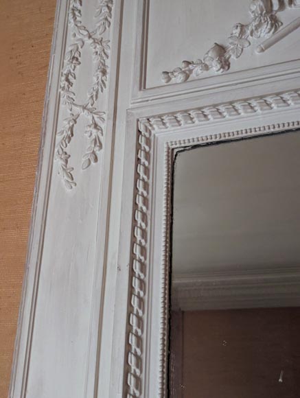 Small Louis XVI style trumeau with rose wreath-4