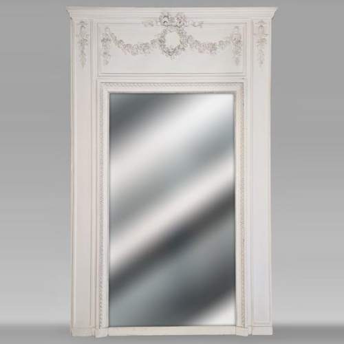 Louis XVI style trumeau decorated with a garland of flowers