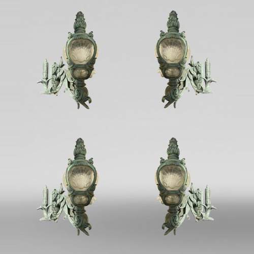 4 cast iron wall lights, based on models from the Pont Alexandre III