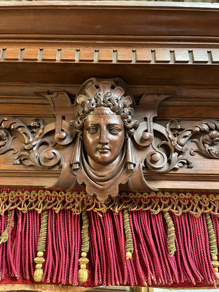 Jean-Paul MAZAROS (1823-1900), Neo-Renaissance four-poster bed in carved walnut-10