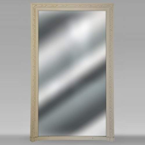 Louis XVI style trumeau decorated with a frieze of scrolled acanthus leaves