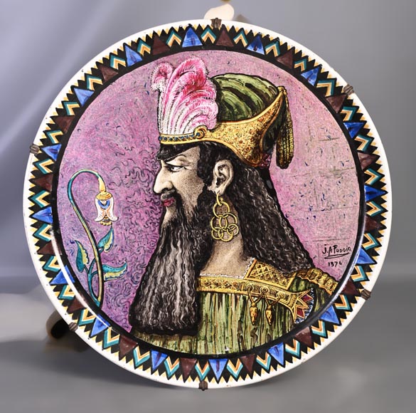 BALLEROY & Co. (porcelain), Joseph Albert PONSIN (painter), Pair of Decorative Plates Adorned with Portraits of an Assyrian Man and Woman, 1876?-1