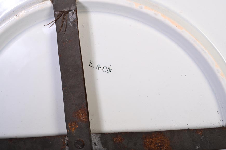 BALLEROY & Co. (porcelain), Joseph Albert PONSIN (painter), Pair of Decorative Plates Adorned with Portraits of an Assyrian Man and Woman, 1876?-10