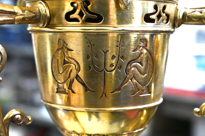 Gilded Bronze Égyptomania Chandelier-4