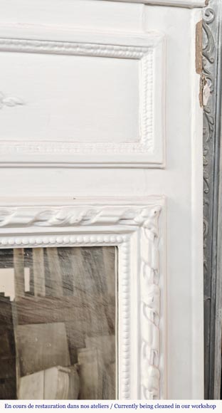 Small Louis XVI style trumeau decorated with a ribbon-2