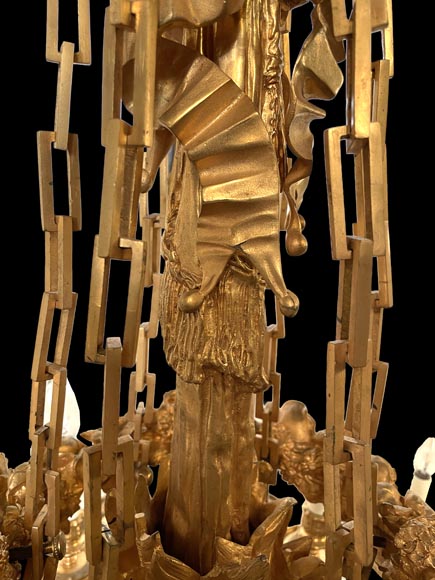 Louis XVI-style gilt-bronze chandelier with eighteen lights, featuring a garland of roses and a ribbon bow-3