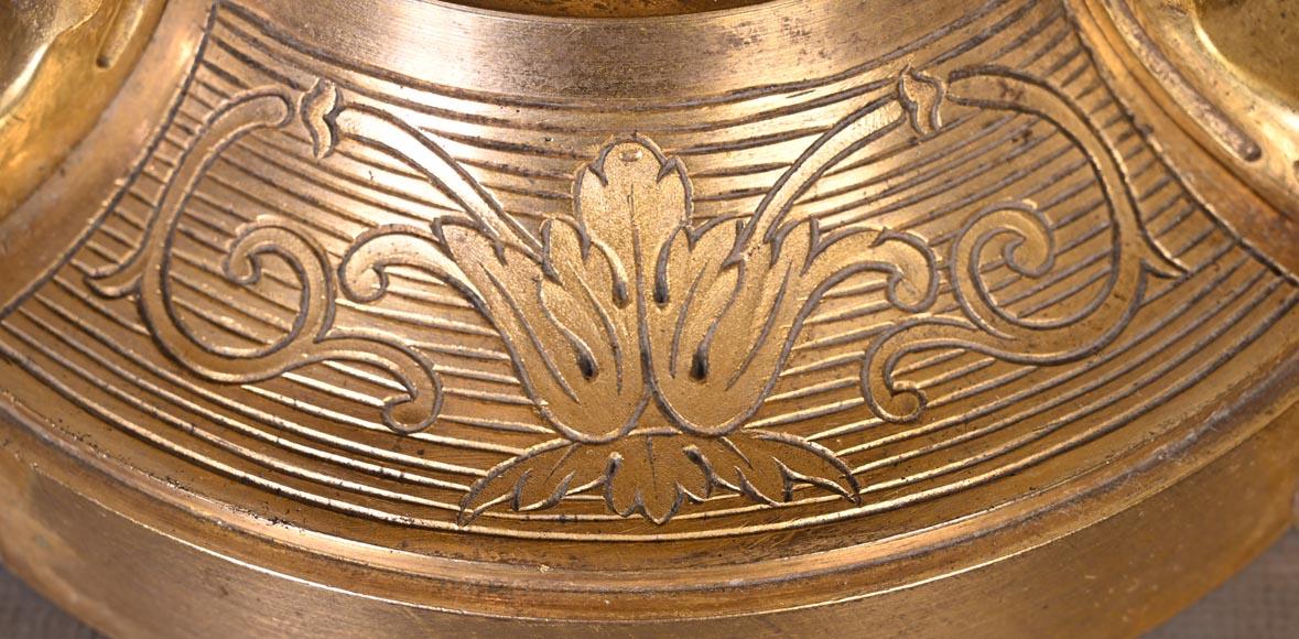 Escalier de CRISTAL (in the spirit of), Pair of pink porcelain potpourris, 19th century-9