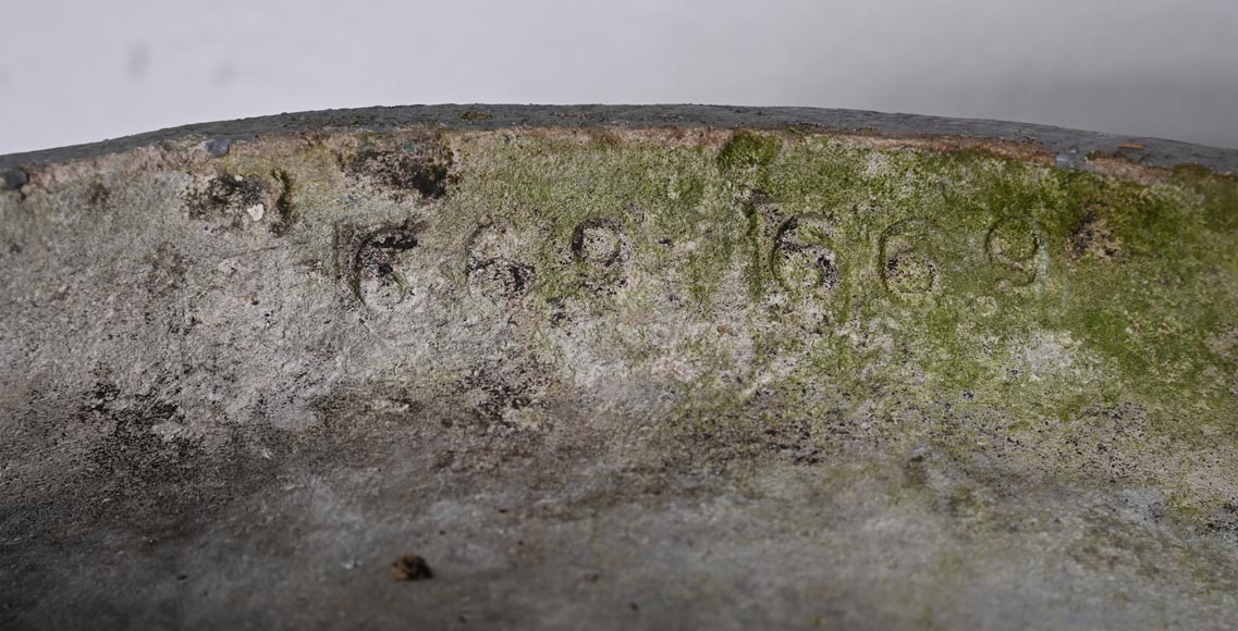 Willy Guhl, Pair of Fibre Cement Urn-Shaped Planters, 1950s-1960s-7
