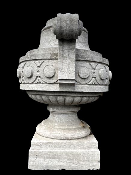 Large carved Soignies stone garden vase, Louis XVI style Large carved Soignies stone garden vase, Louis XVI style-2