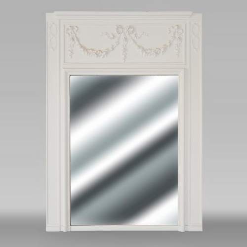 Louis XVI style trumeau decorated with a garland of flowers