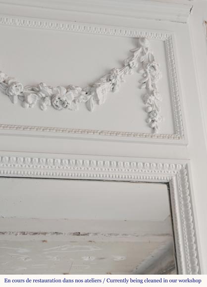 Louis XVI style trumeau decorated with a garland of flowers-2