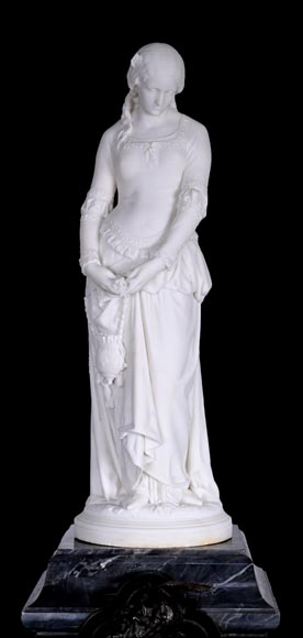 Unique Ensemble : Statue of Marguerite on her Ornate Pedestal 