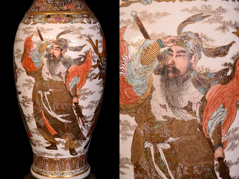 Pair of Oil Lamps in Satsuma Faience with Baccarat Opaline Globes – Second Half of the 19th Century-9